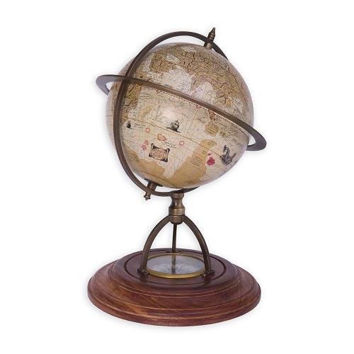 Réplica de una esfera terráquea fabricada por Mercator a mediados del siglo XVI